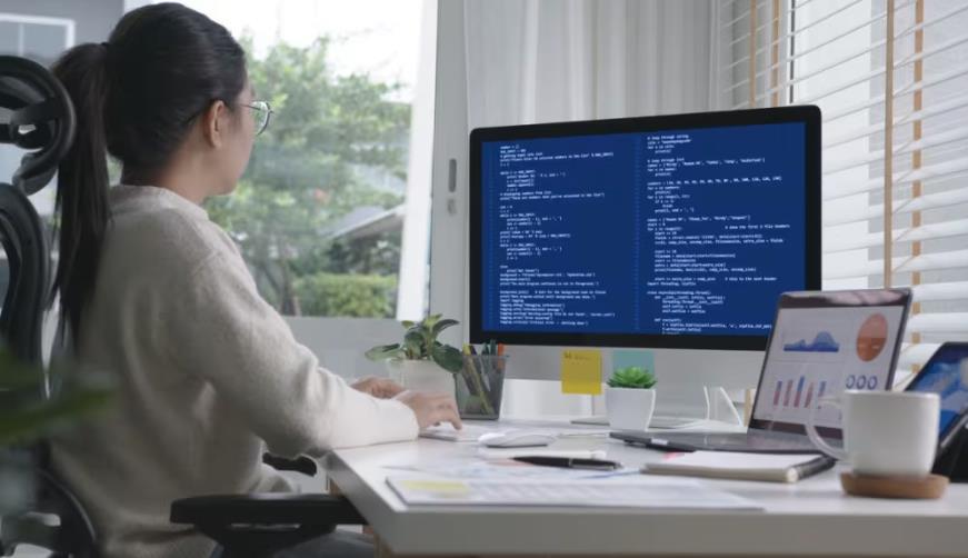 寻乌县企业数字化解决方案:机器学习赋能商业模式升级的核心路径